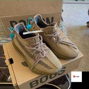 Yeezy 亚洲限定 美洲限定：引领潮流的时尚爆款运动鞋